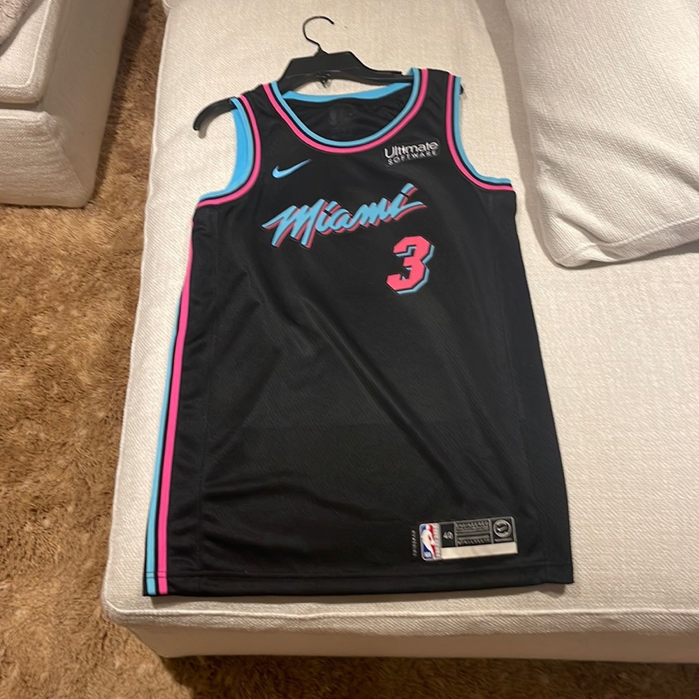Dwyane Wade Miami heat jersey